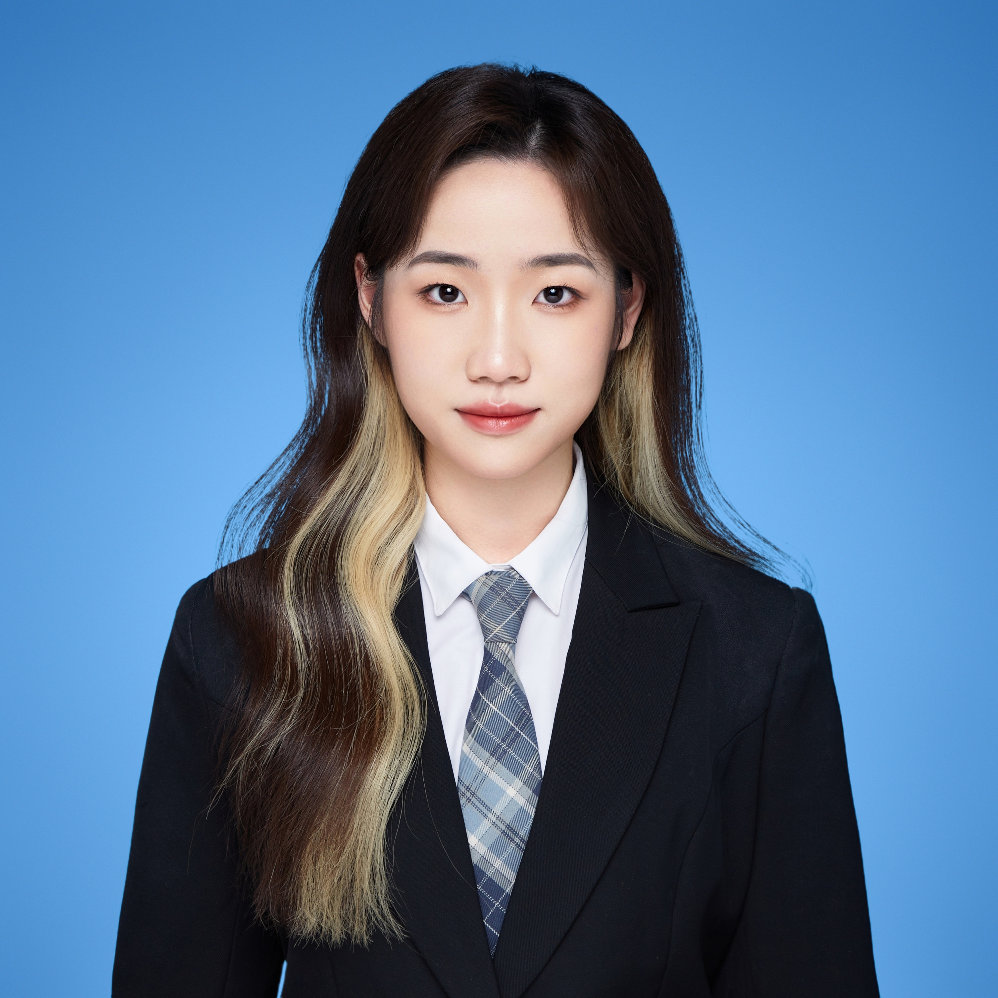 Xinru Liu